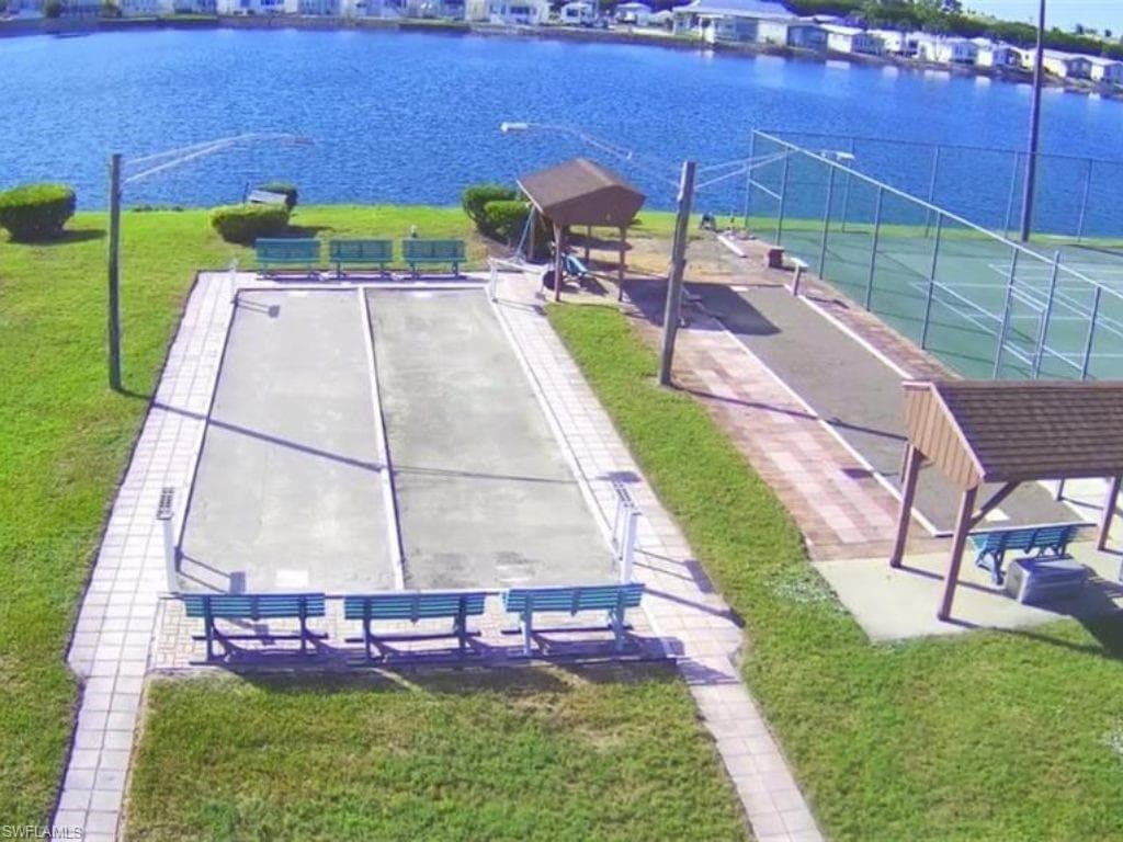 183 Panther Pass Cir 183, Naples, FL 34114-36