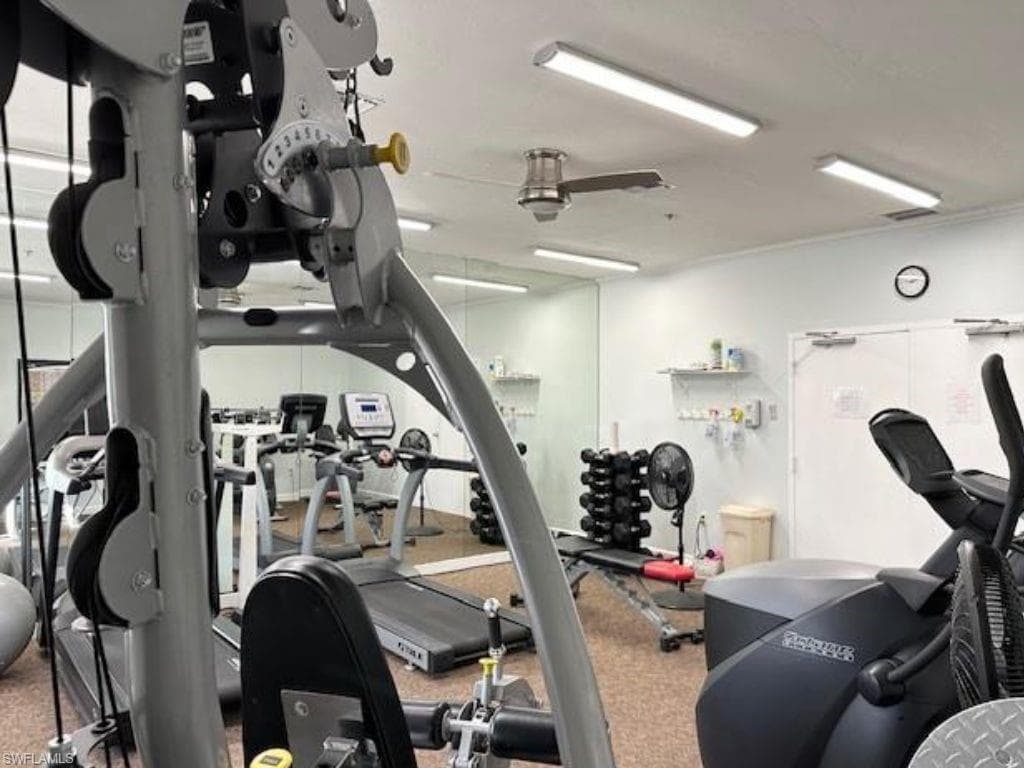 183 Panther Pass Cir 183, Naples, FL 34114-39