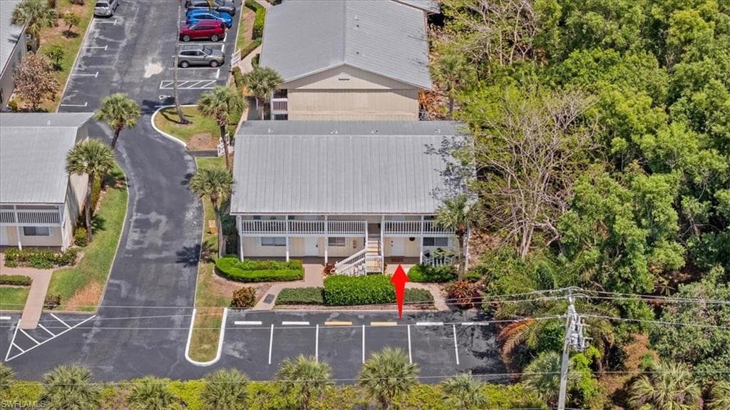 4623 Bayshore Dr C2, Naples, FL 34112-22