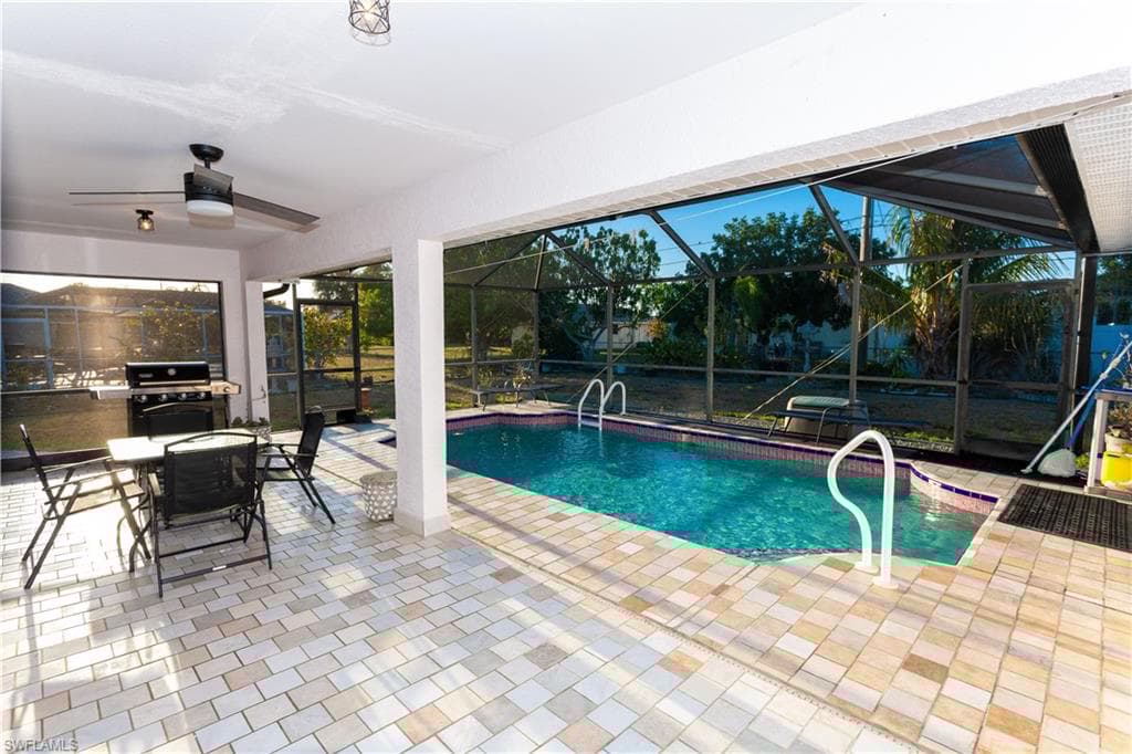 919 16th St, Cape Coral, FL 33990-19