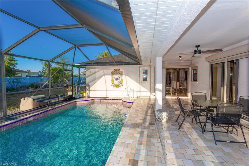 919 16th St, Cape Coral, FL 33990-20