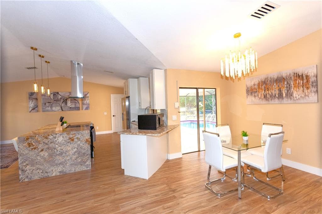 919 16th St, Cape Coral, FL 33990-5