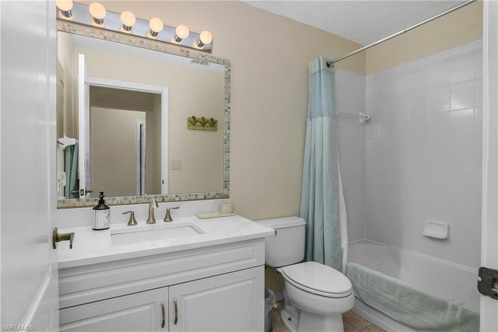 7505 Stoneybrook Dr 746, Naples, FL 34112-16