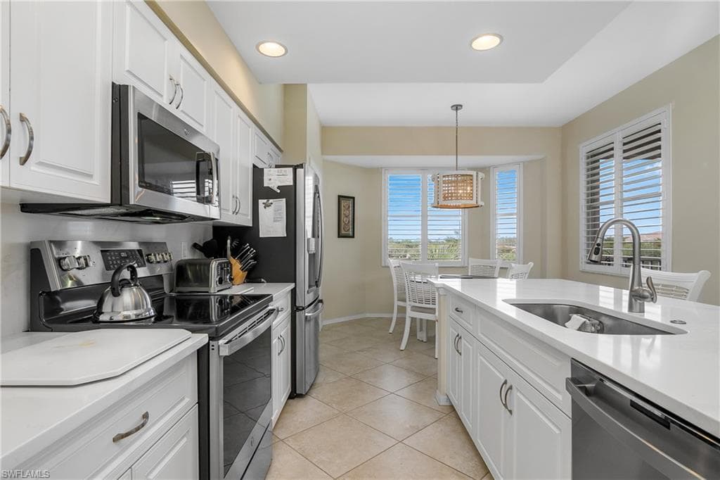 7505 Stoneybrook Dr 746, Naples, FL 34112-7