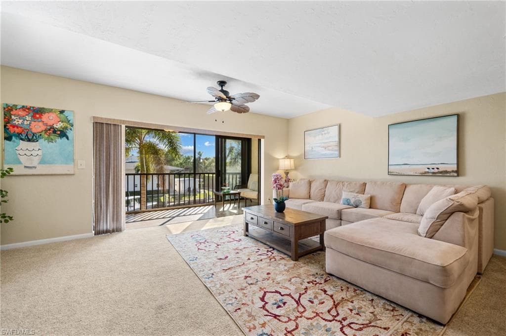 1400 Blue Point Ave 202, Naples, FL 34102-8
