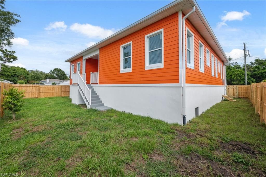 8605 Inwood Dr, Hudson, FL 34667-9