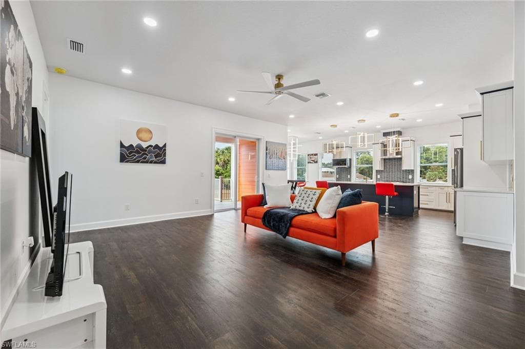 8605 Inwood Dr, Hudson, FL 34667-14