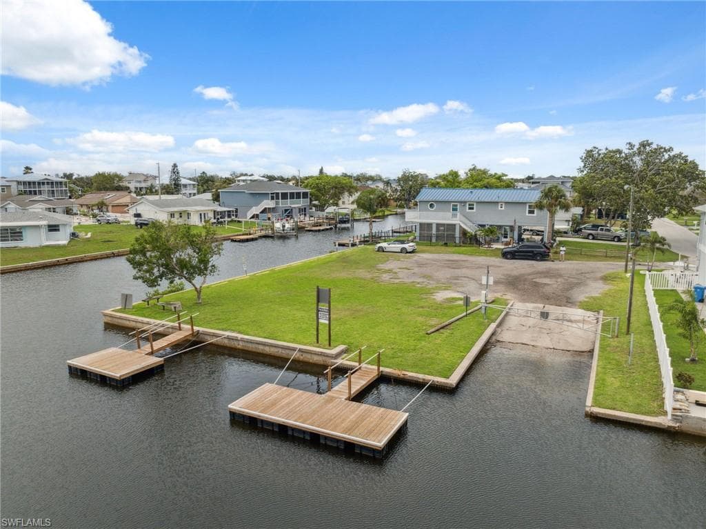 8605 Inwood Dr, Hudson, FL 34667-37