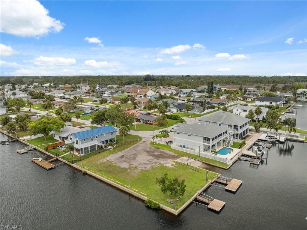 8605 Inwood Dr, Hudson, FL 34667-38
