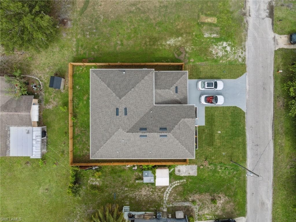 8605 Inwood Dr, Hudson, FL 34667-5