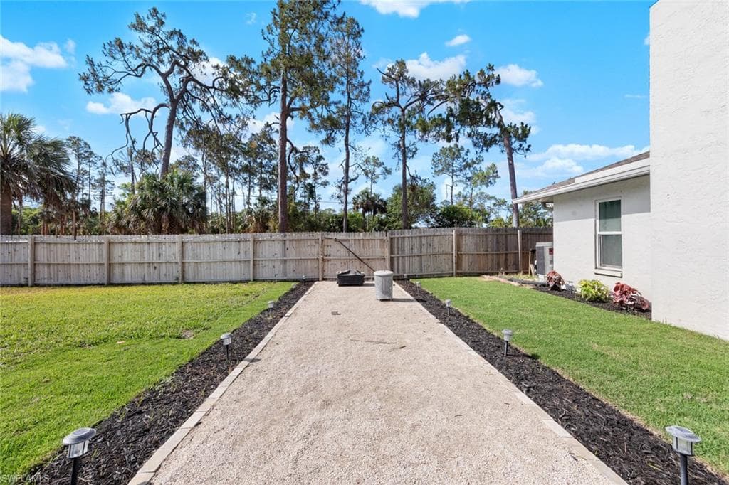 2080 39th St SW, Naples, FL 34117-31