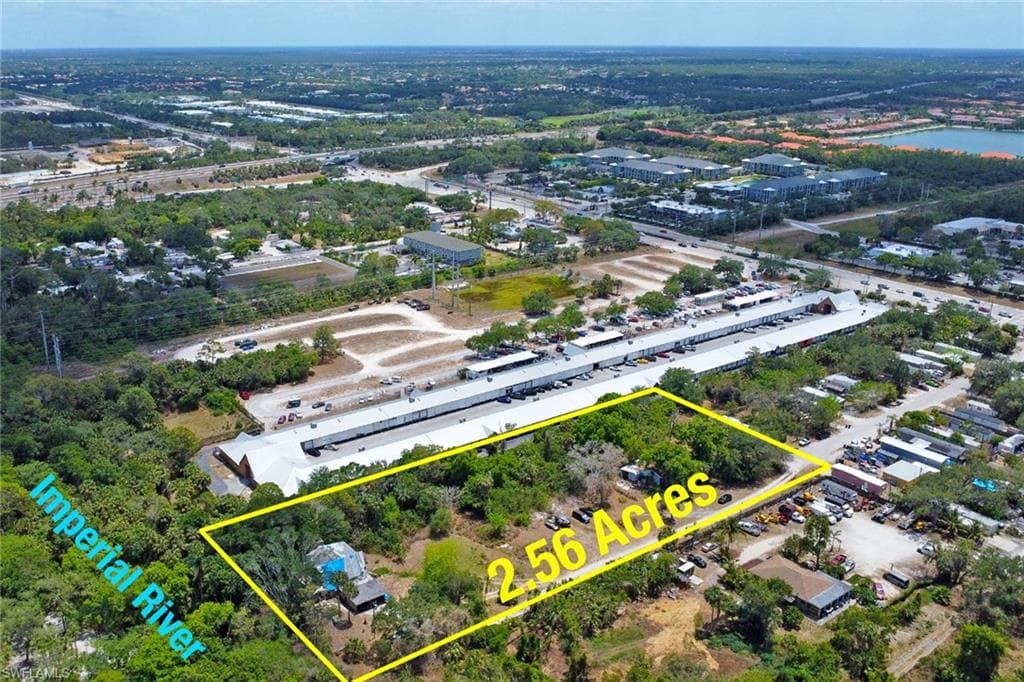 27761 Downs Dr, Bonita Springs, FL 34135-3