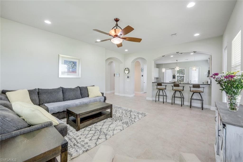 1776 Birdie Dr, Naples, FL 34120-9