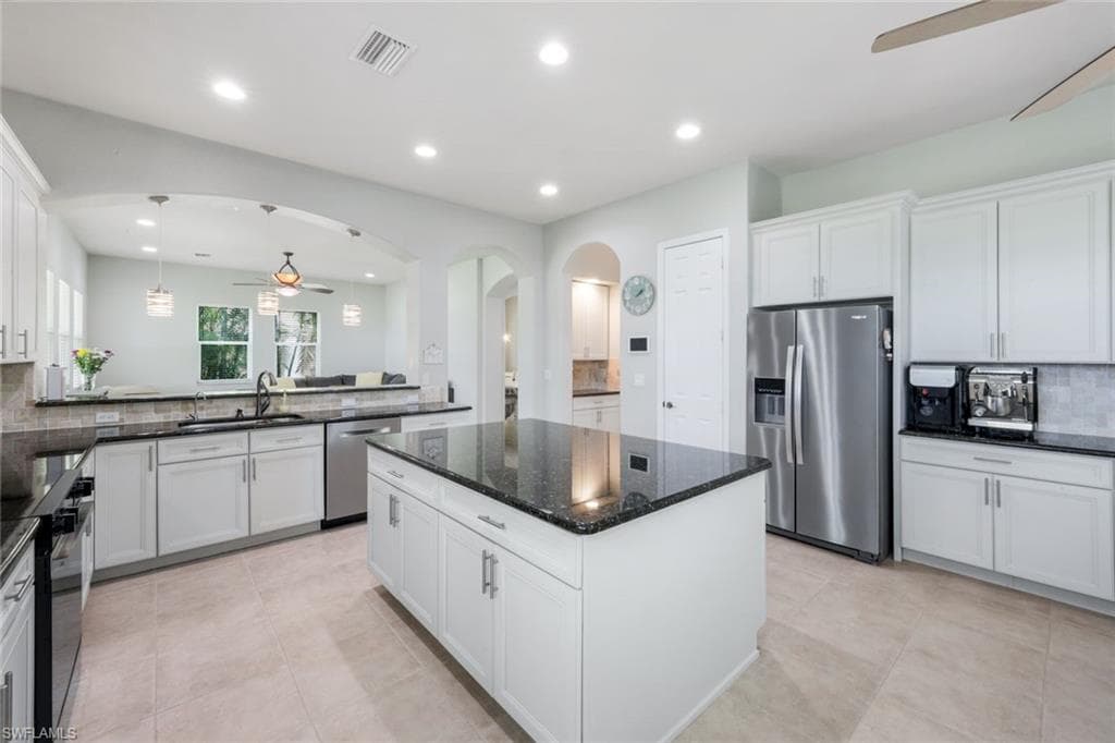 1776 Birdie Dr, Naples, FL 34120-11