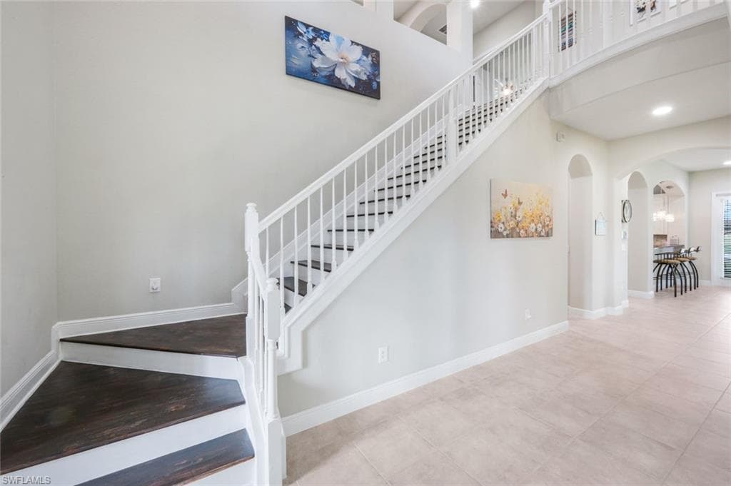 1776 Birdie Dr, Naples, FL 34120-15