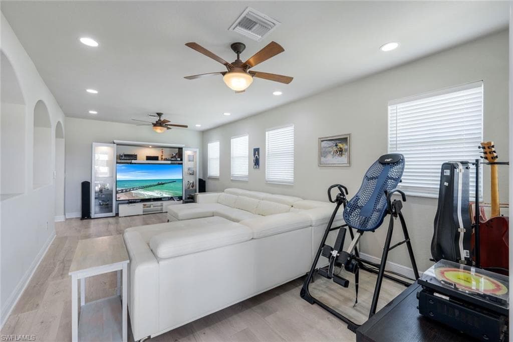 1776 Birdie Dr, Naples, FL 34120-17