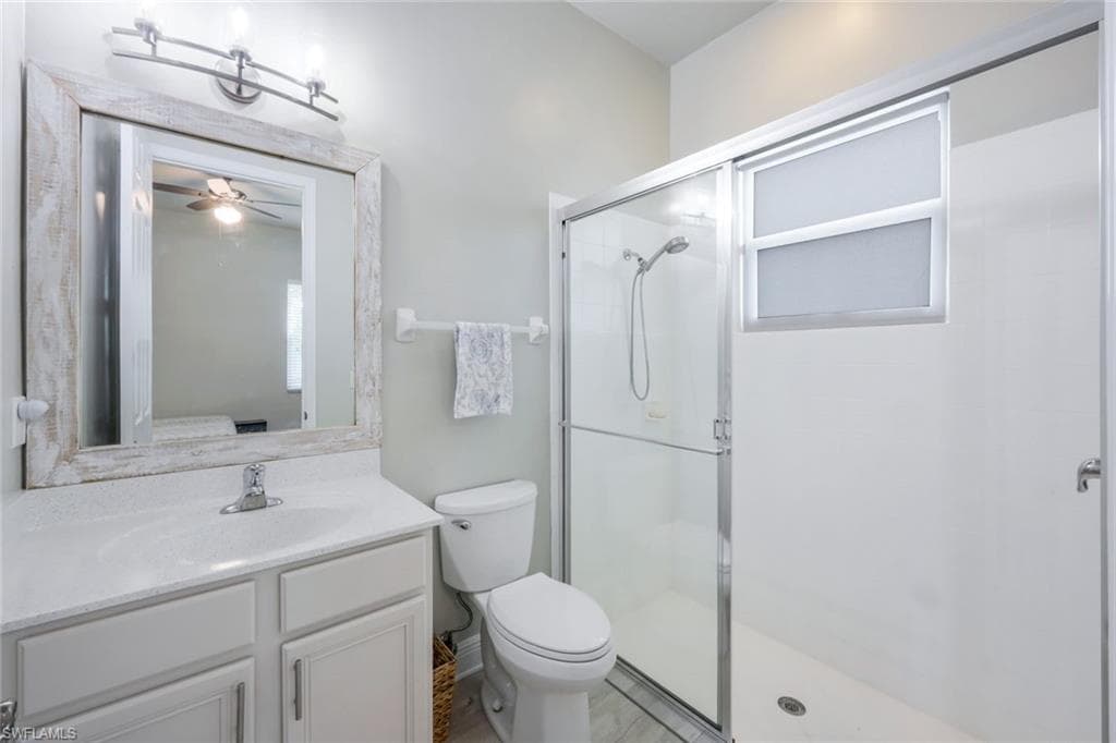 1776 Birdie Dr, Naples, FL 34120-32