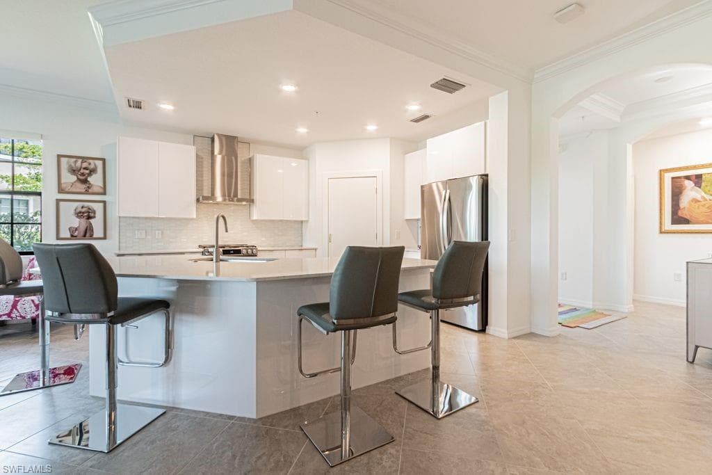 2173 Frangipani Cir 102, Naples, FL 34120-10