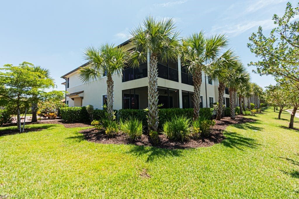 2173 Frangipani Cir 102, Naples, FL 34120-29