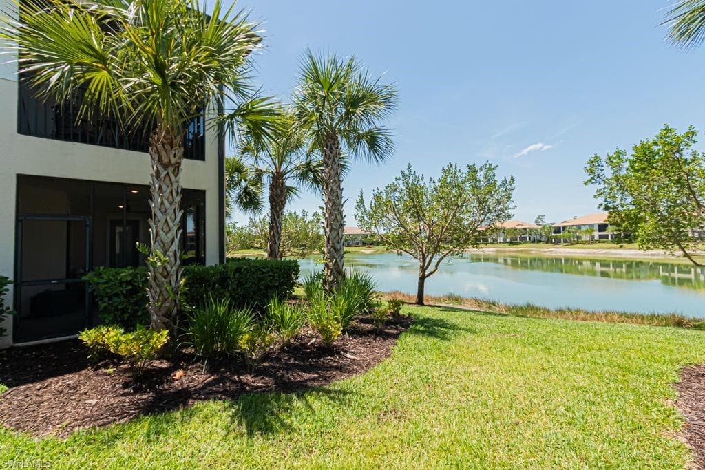 2173 Frangipani Cir 102, Naples, FL 34120-30