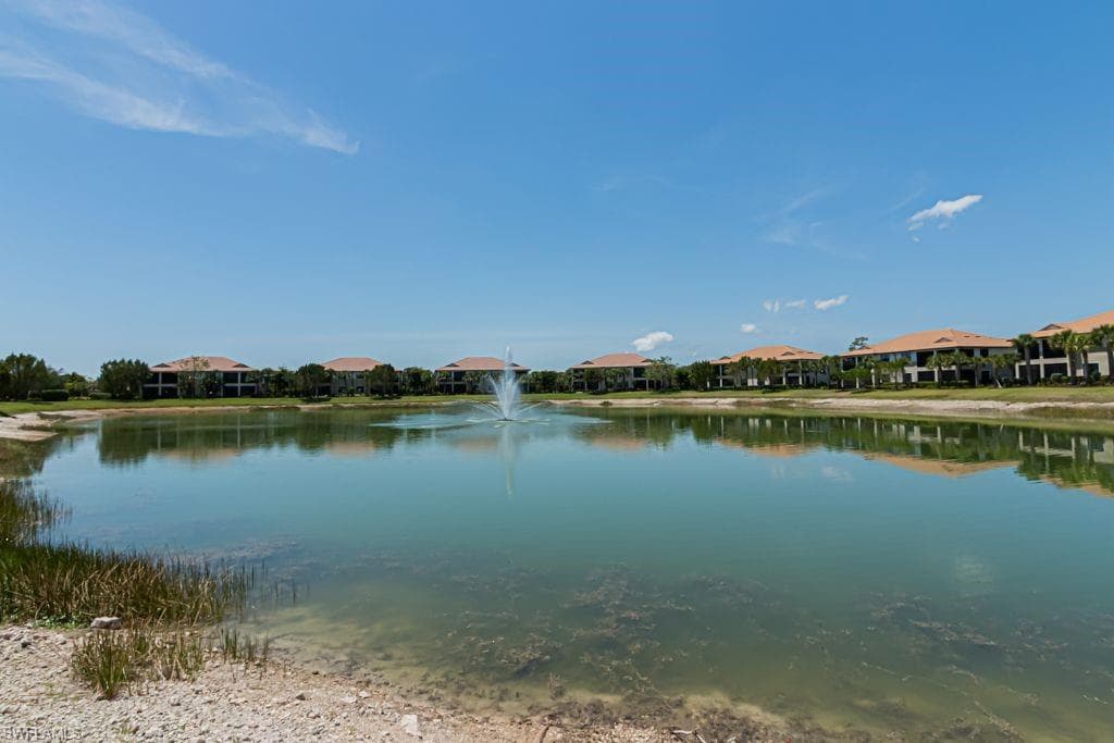 2173 Frangipani Cir 102, Naples, FL 34120-32