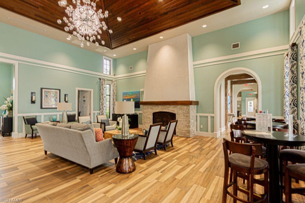 2173 Frangipani Cir 102, Naples, FL 34120-34