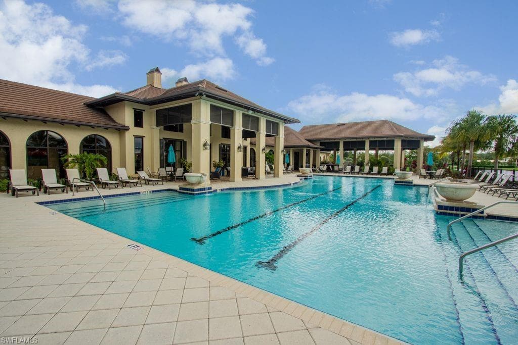 2173 Frangipani Cir 102, Naples, FL 34120-46