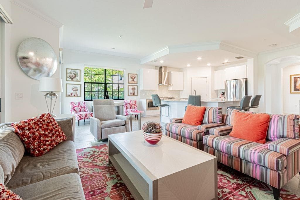 2173 Frangipani Cir 102, Naples, FL 34120-5