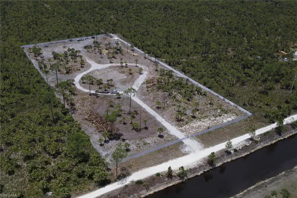 2455 Woodland Estates Rd, Naples, FL 34117-12