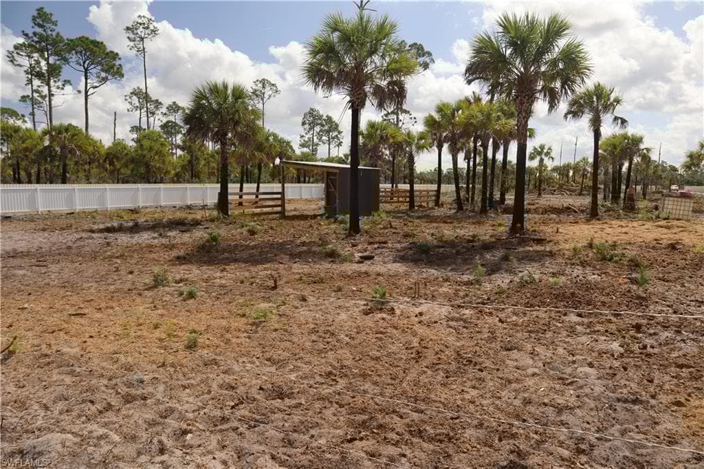 2455 Woodland Estates Rd, Naples, FL 34117-16