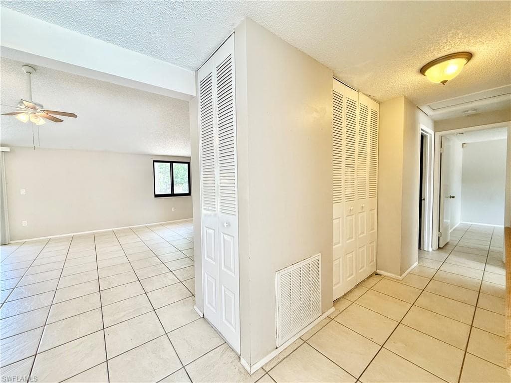 2120 21st St SW, Naples, FL 34117-16
