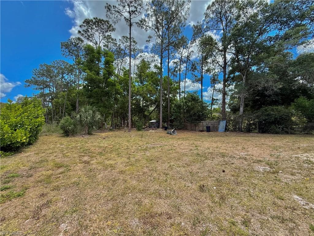 2120 21st St SW, Naples, FL 34117-23