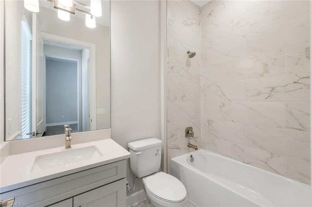 15460 Turin Dr, Naples, FL 34114-26