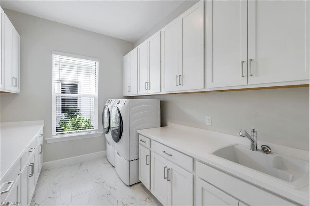 15460 Turin Dr, Naples, FL 34114-29