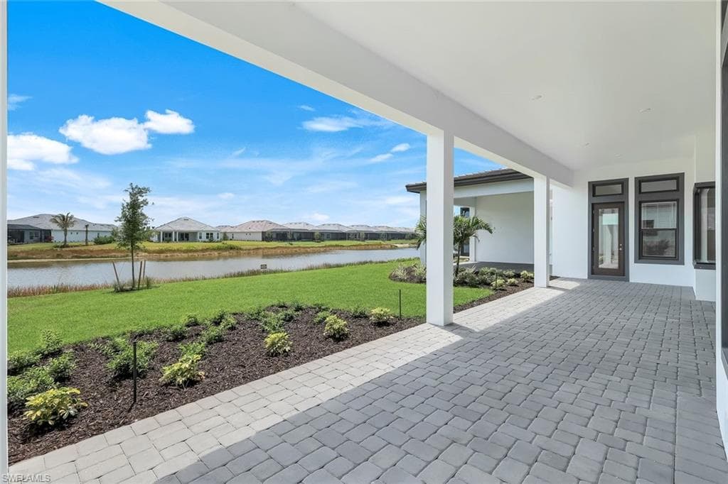 15460 Turin Dr, Naples, FL 34114-37