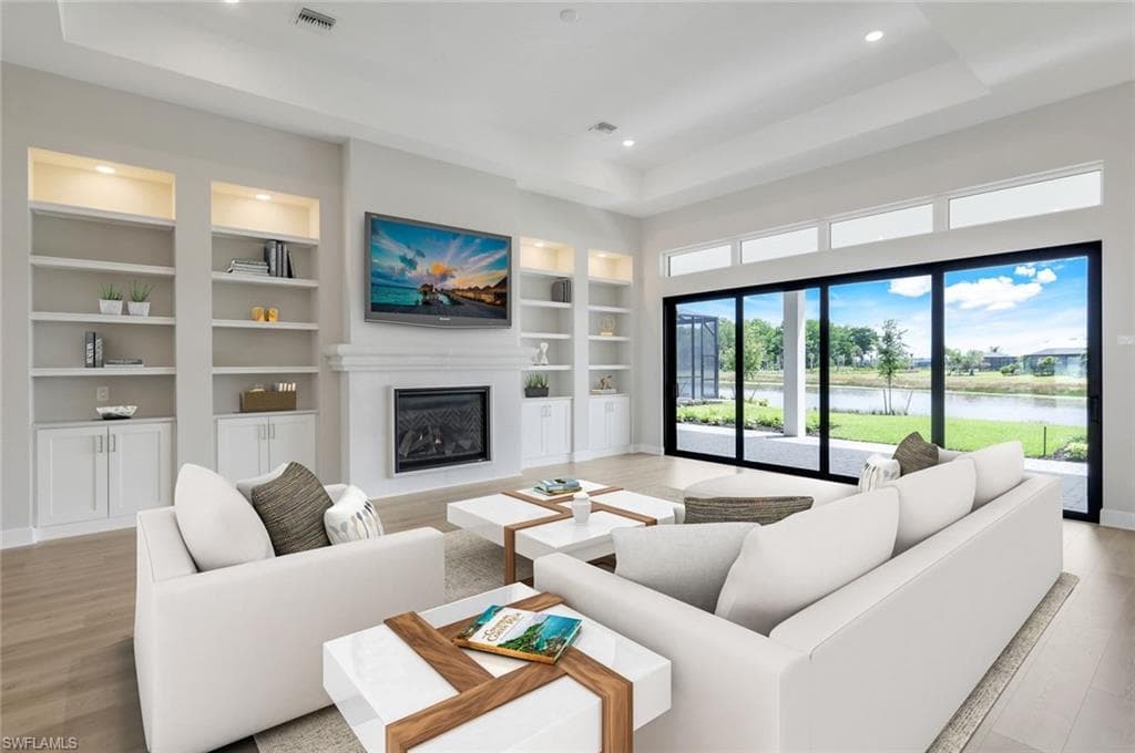 15460 Turin Dr, Naples, FL 34114-4