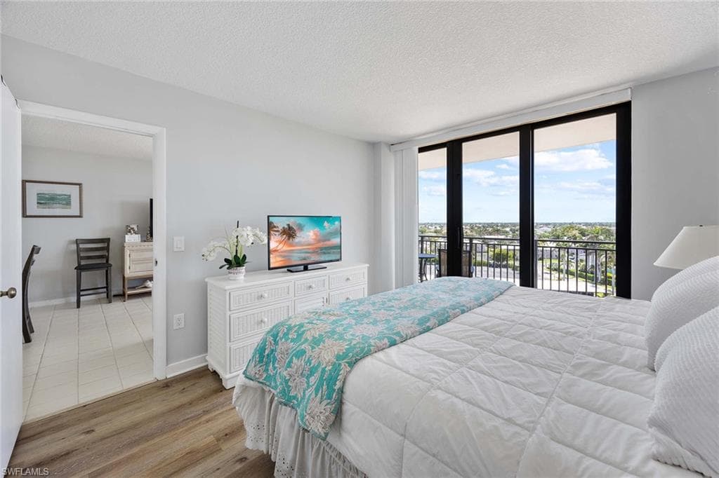 180 Seaview Ct 814, Marco Island, FL 34145-11