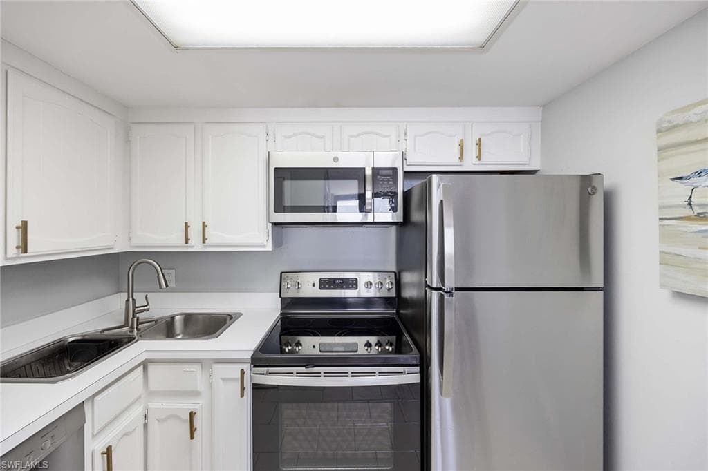 180 Seaview Ct 814, Marco Island, FL 34145-13