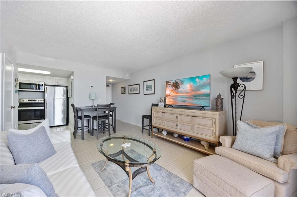 180 Seaview Ct 814, Marco Island, FL 34145-4