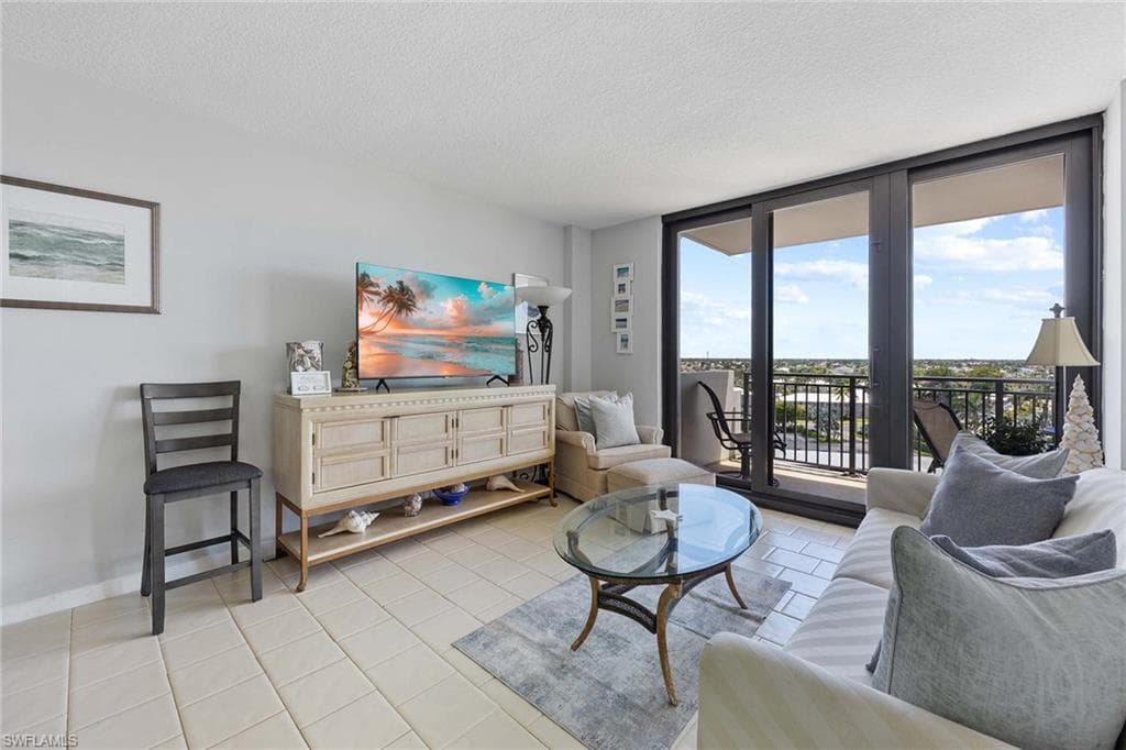 180 Seaview Ct 814, Marco Island, FL 34145-7