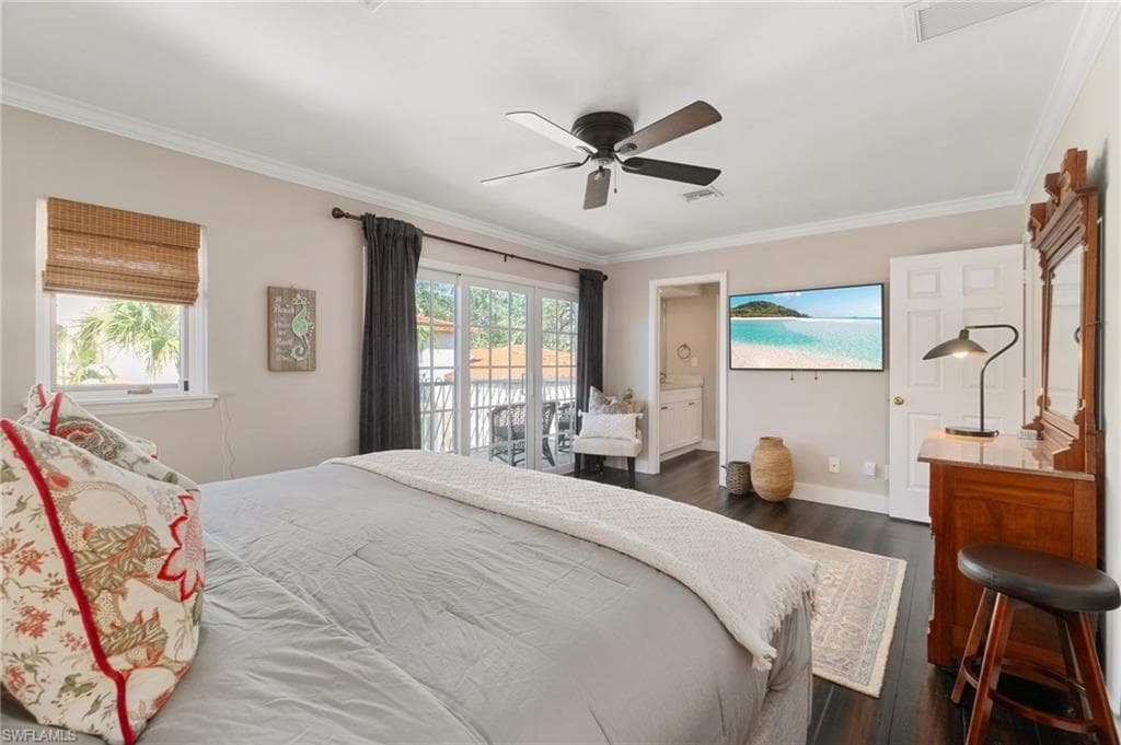 350 3rd Ave S 2b, Naples, FL 34102-28