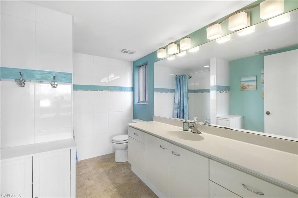7706 Jewel Ln 101, Naples, FL 34109-18