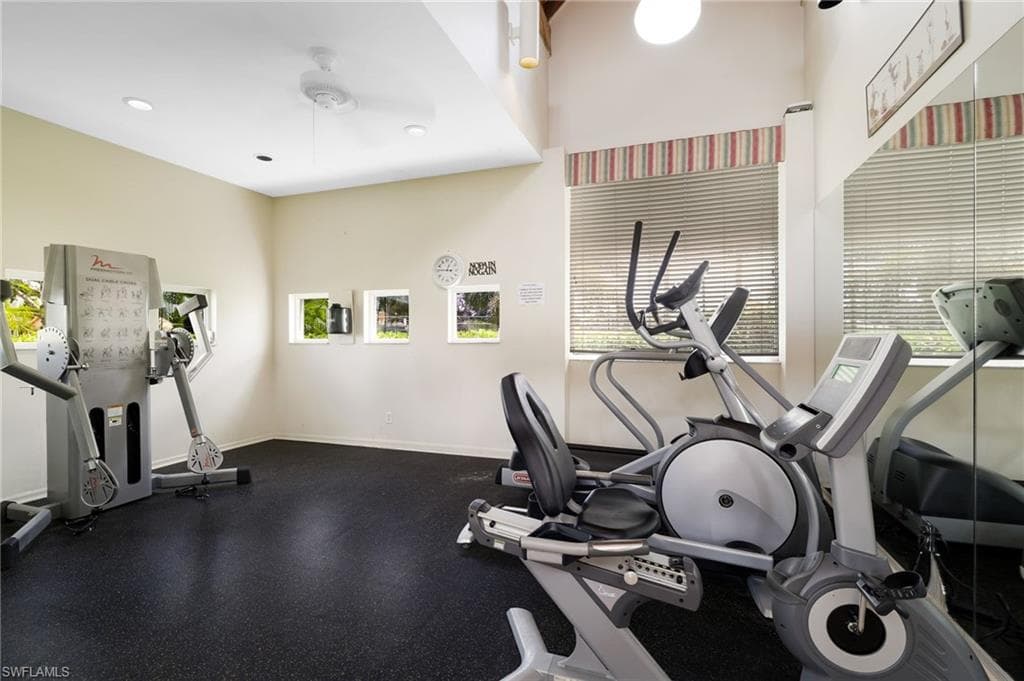 7706 Jewel Ln 101, Naples, FL 34109-26