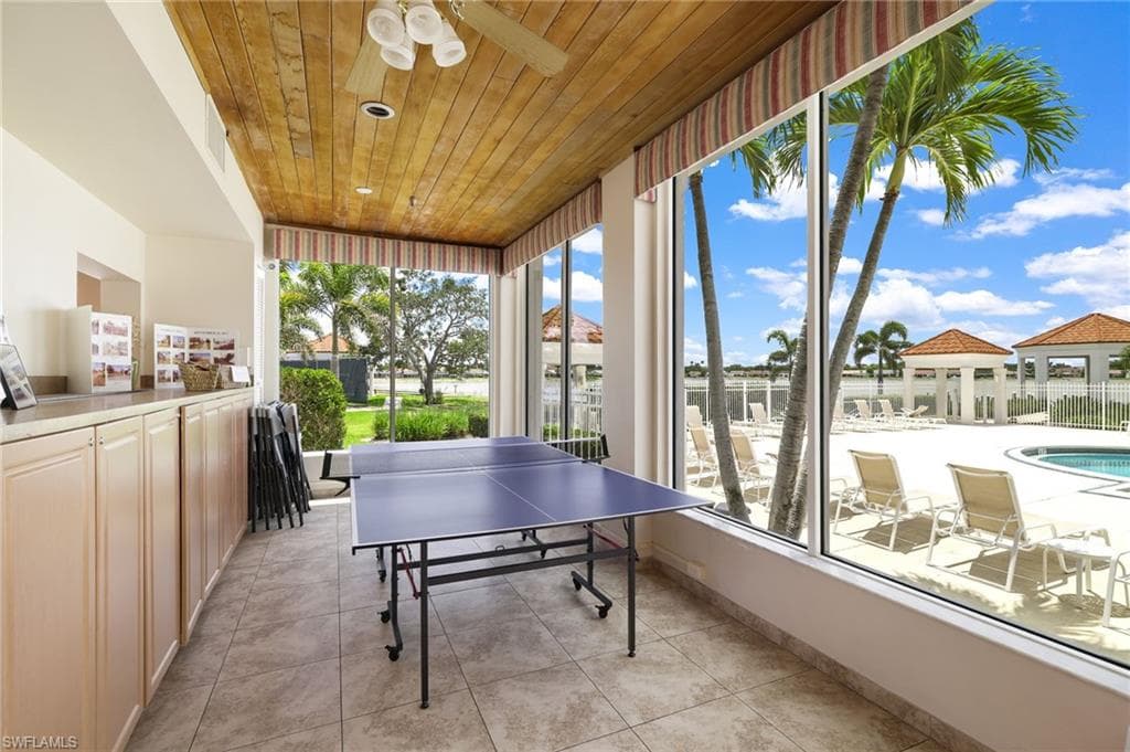 7706 Jewel Ln 101, Naples, FL 34109-29