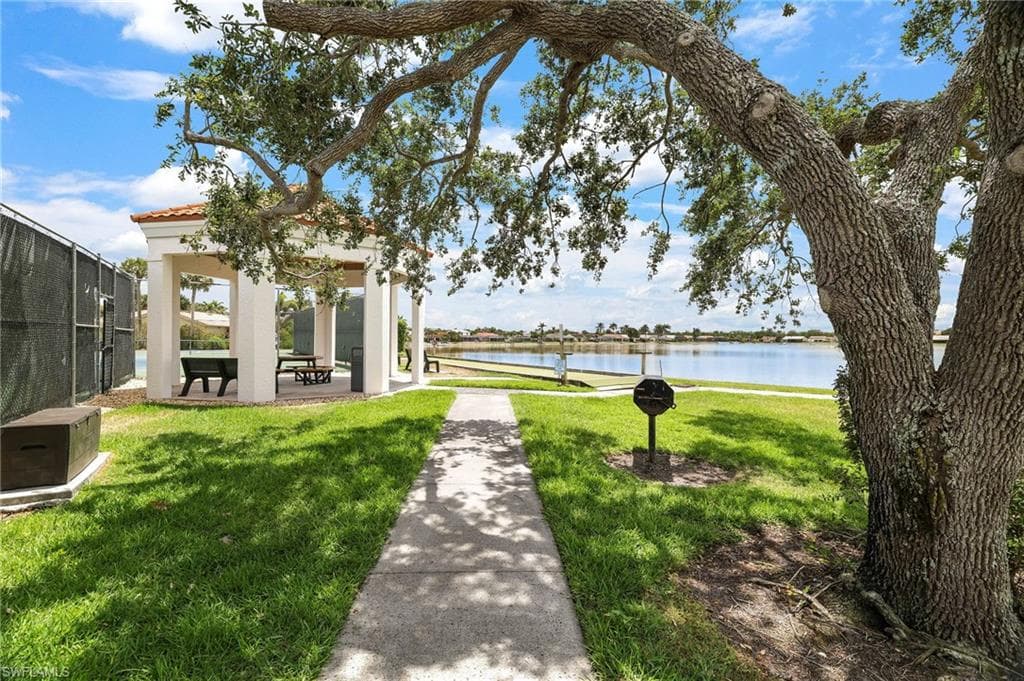 7706 Jewel Ln 101, Naples, FL 34109-36