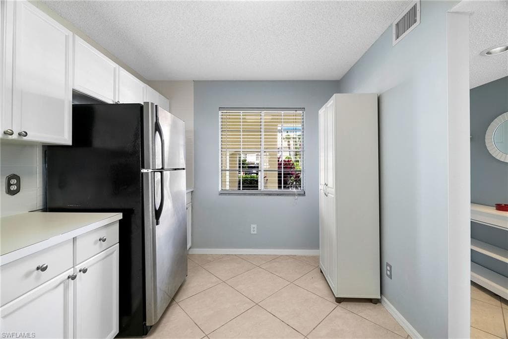 7706 Jewel Ln 101, Naples, FL 34109-6