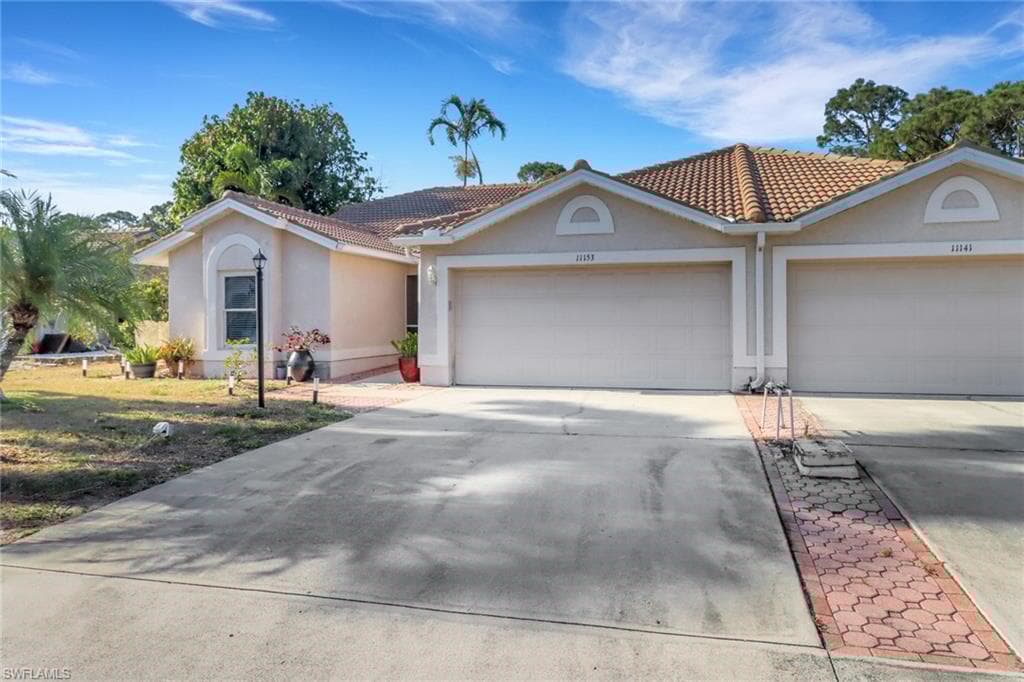 11153 San Sebastian Ln, Bonita Springs, FL 34135-2
