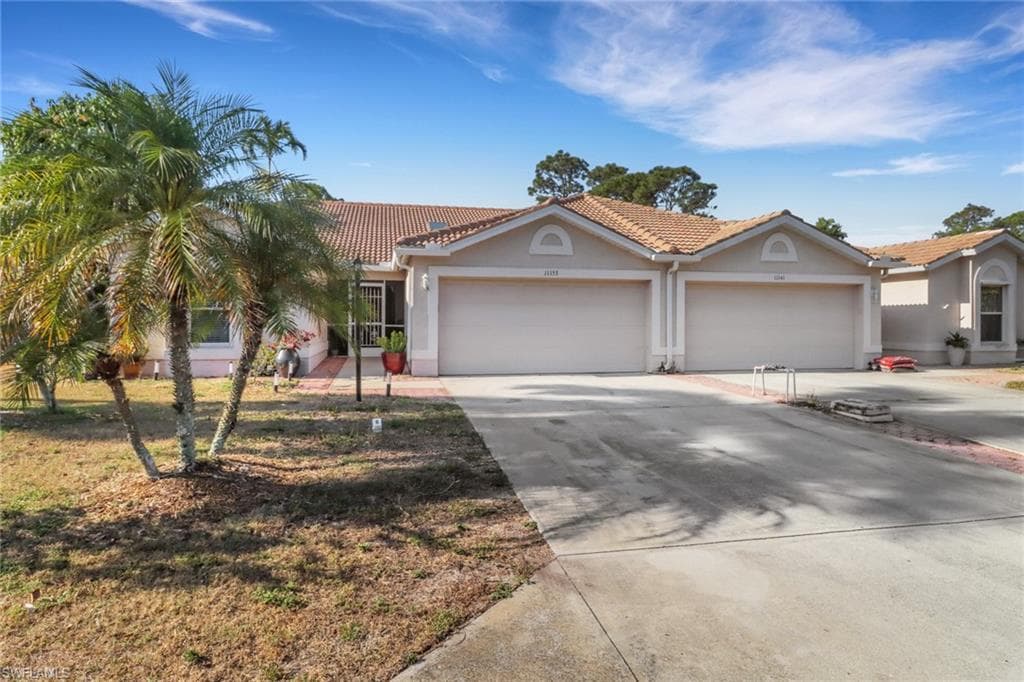 11153 San Sebastian Ln, Bonita Springs, FL 34135-3