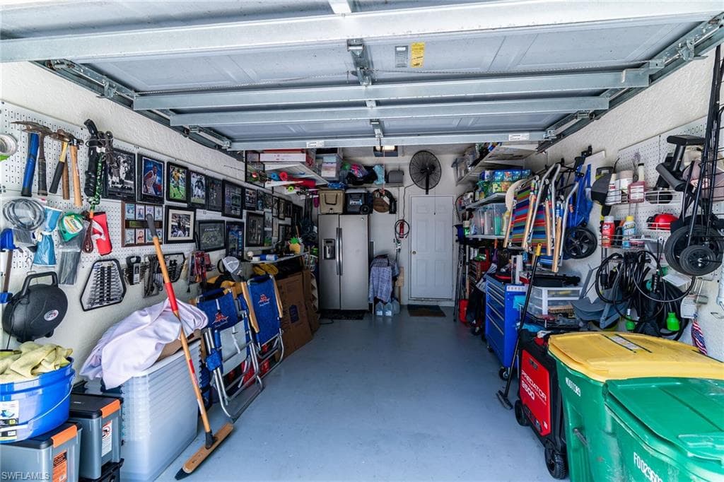 275 Cays Dr 2208, Naples, FL 34114-29