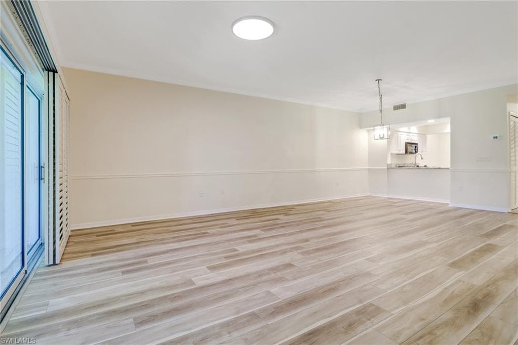 512 Sugar Pine Ln 512, Naples, FL 34108-10